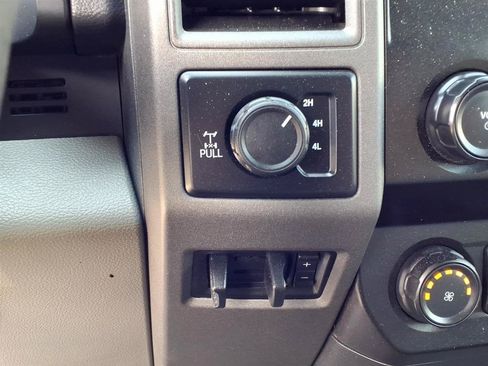 Used 2022 Ford F250 XL w/ Power Equipment Group AWD/4WD image 26