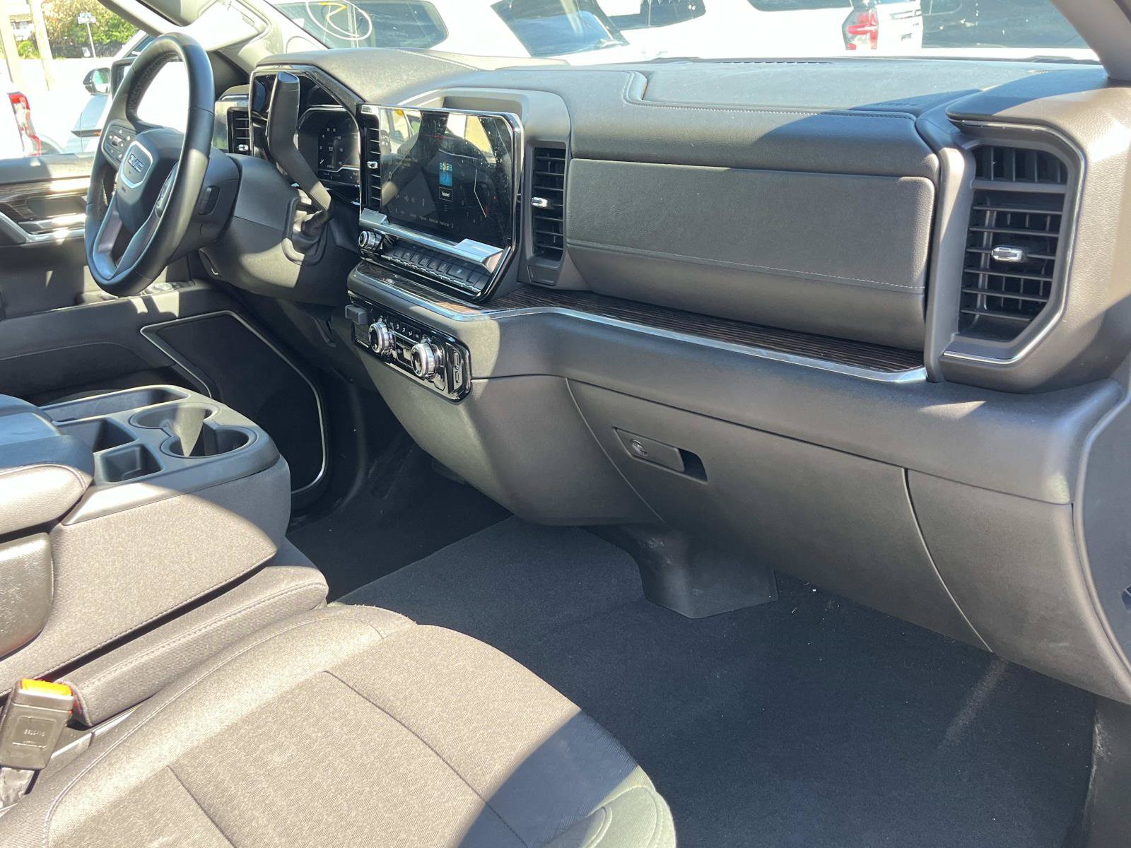 Used 2024 GMC Sierra 1500 Elevation AWD/4WD image 23