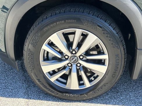 Used 2022 Nissan Pathfinder SL image 30