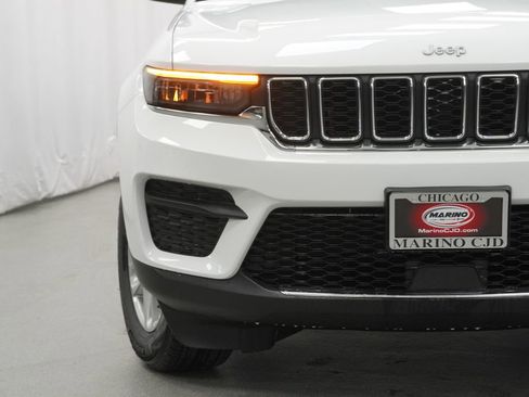 New 2026 Jeep Grand Cherokee Laredo AWD/4WD image 6