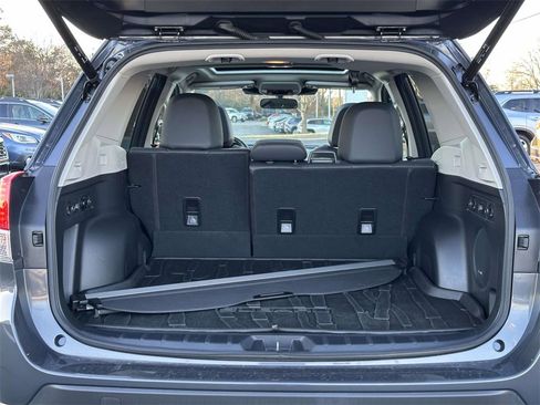 Used 2024 Subaru Forester Limited image 14