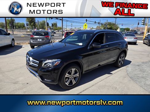 Used 2019 Mercedes-Benz GLC 300 image 1