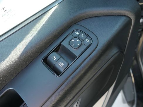 Used 2023 Mercedes-Benz Sprinter 2500 image 14