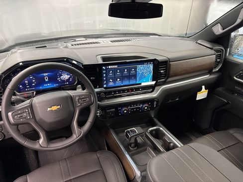 New 2026 Chevrolet Silverado 1500 High Country AWD/4WD image 26