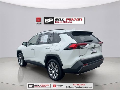 Used 2020 Toyota RAV4 Limited image 3