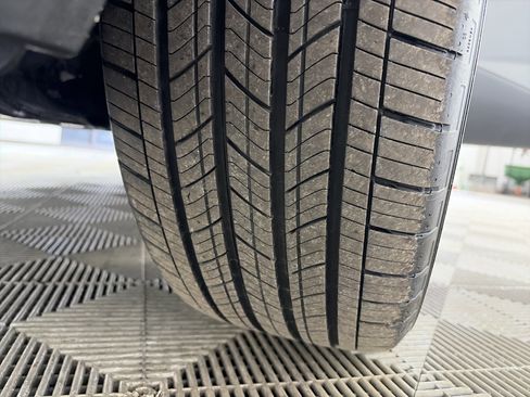 Used 2024 Hyundai Santa Cruz Limited image 11