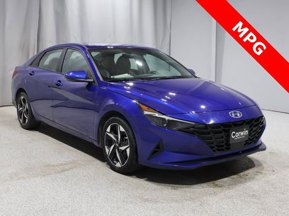 Used 2023 Hyundai Elantra SEL w/ Convenience Package