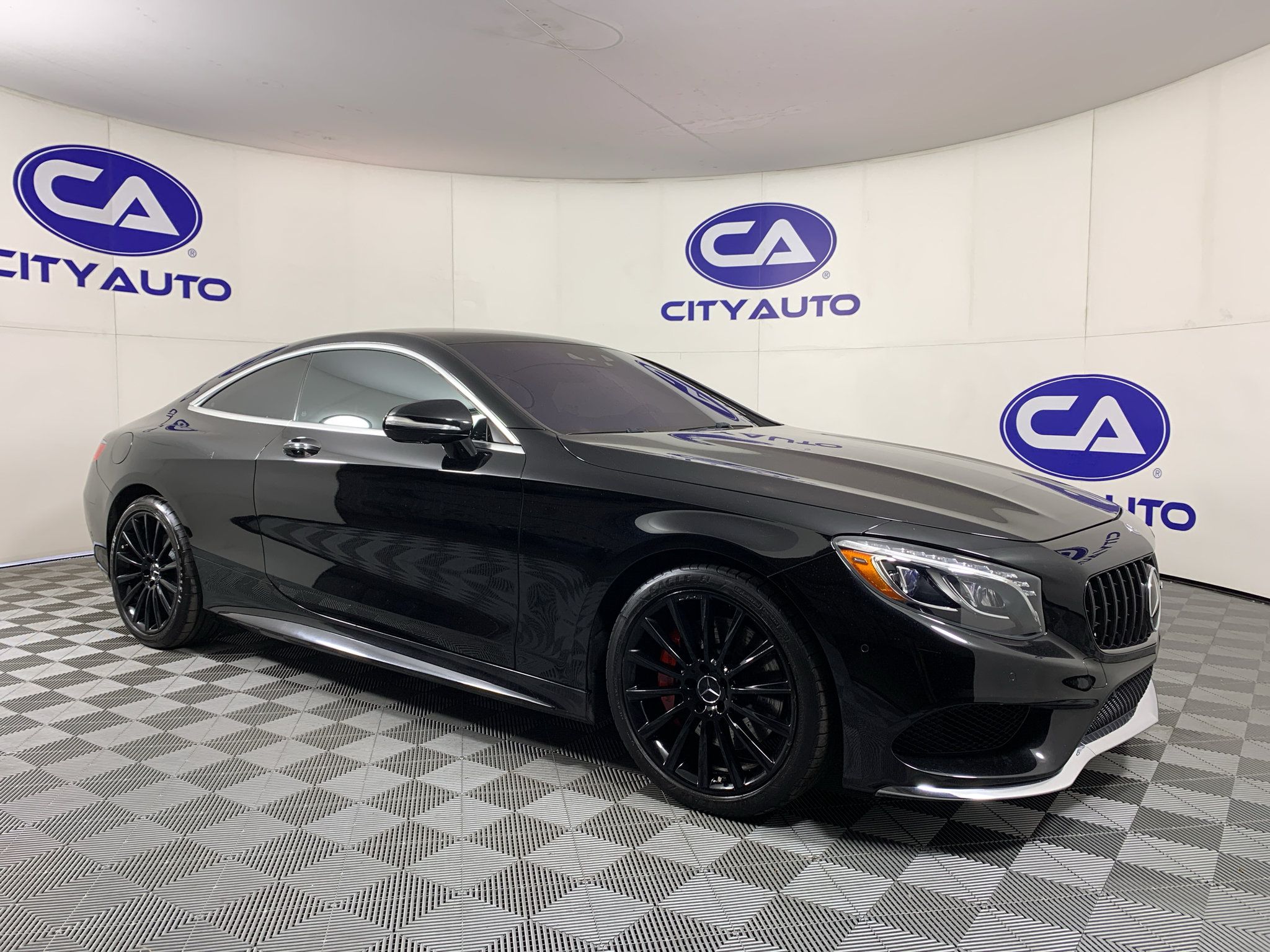 Used 2016 Mercedes-Benz S 550 4MATIC Coupe image 1