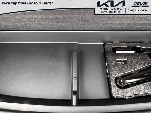 Used 2024 Kia Sorento S image 28