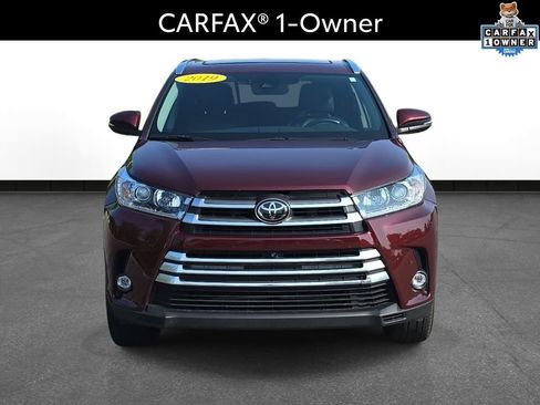 Certified 2019 Toyota Highlander Limited Platinum AWD/4WD image 2