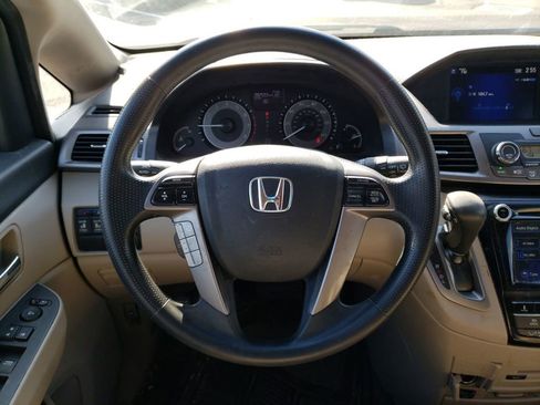 Used 2017 Honda Odyssey SE image 11