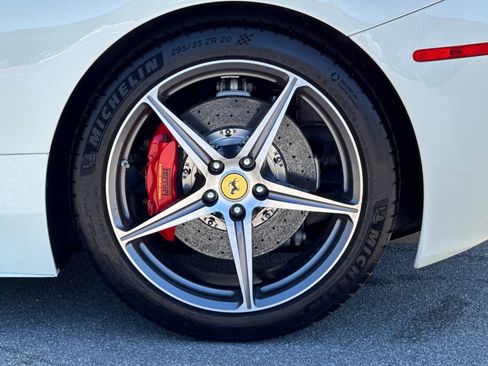 Used 2012 Ferrari 458 Italia Coupe RWD image 43