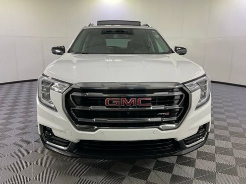 Used 2024 GMC Terrain AT4 w/ Infotainment Package II AWD/4WD image 2
