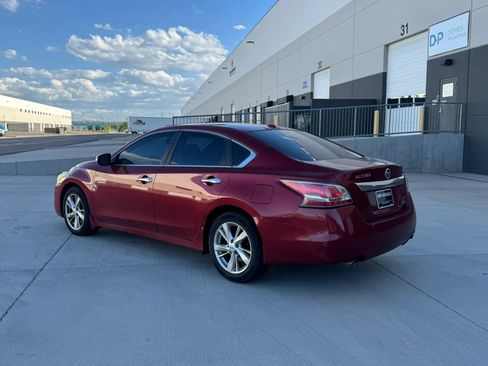 Used 2015 Nissan Altima 2.5 S FWD image 3