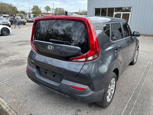 Used 2021 Kia Soul LX FWD image 9
