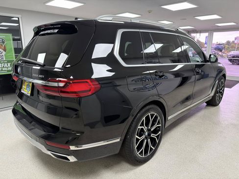Used 2021 BMW X7 xDrive40i w/ Executive Package AWD/4WD image 3
