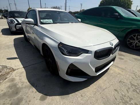 Certified 2024 BMW 230i Coupe w/ Premium Package RWD image 3