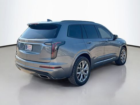 Used 2020 Cadillac XT6 Sport w/ Platinum Package AWD/4WD image 7