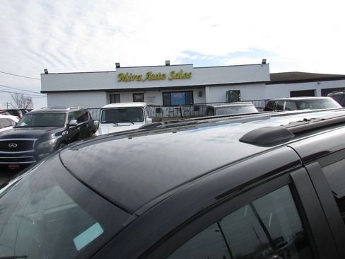 Used 2015 Dodge Grand Caravan SXT FWD image 9