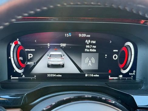 Used 2024 Nissan Pathfinder Platinum w/ Cargo Package image 37