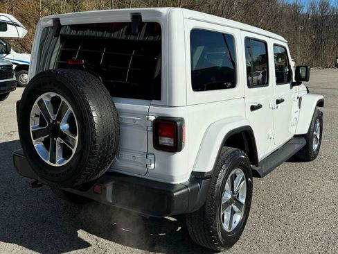 Used 2022 Jeep Wrangler Unlimited Sahara w/ Cold Weather Group image 7