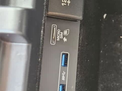 Used 2020 Land Rover Range Rover Evoque SE image 35