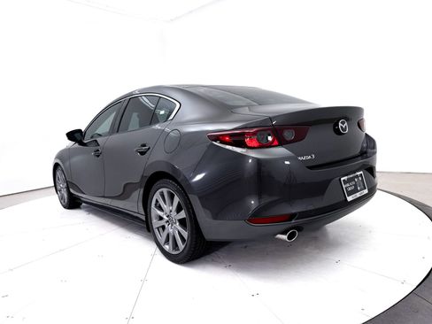 Used 2019 MAZDA MAZDA3 Sedan w/ Select Package FWD image 16