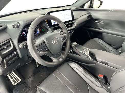 Used 2023 Lexus UX 250h F Sport image 9