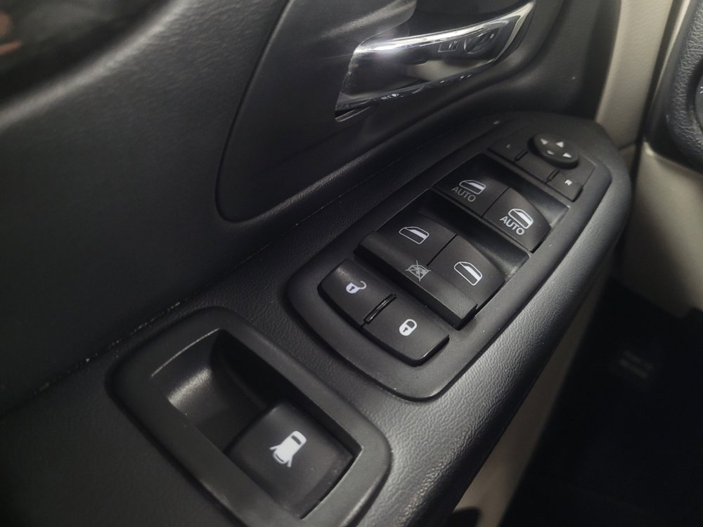 Used 2017 Dodge Grand Caravan SE w/ Power Window Group FWD image 27