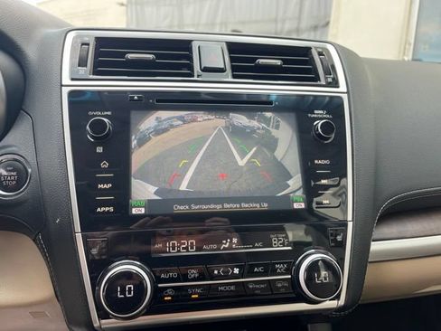 Used 2019 Subaru Outback 2.5i Limited AWD/4WD image 16