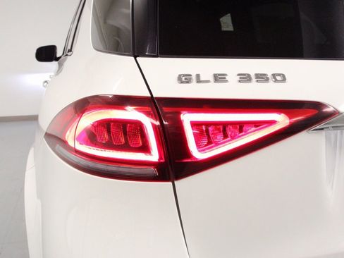 Certified 2023 Mercedes-Benz GLE 350 4MATIC image 11