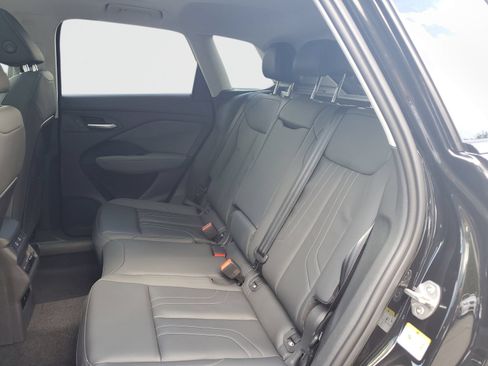 New 2026 Audi Q3 quattro 2.0T AWD/4WD image 14