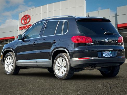 Used 2017 Volkswagen Tiguan Wolfsburg Edition FWD image 5