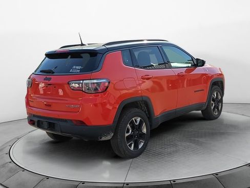 Used 2018 Jeep Compass Trailhawk w/ Leather Interior Group AWD/4WD image 5