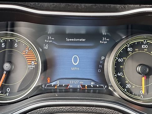 Used 2022 Jeep Cherokee Limited image 21