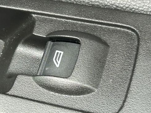 Used 2018 Ford Escape SE AWD/4WD image 34