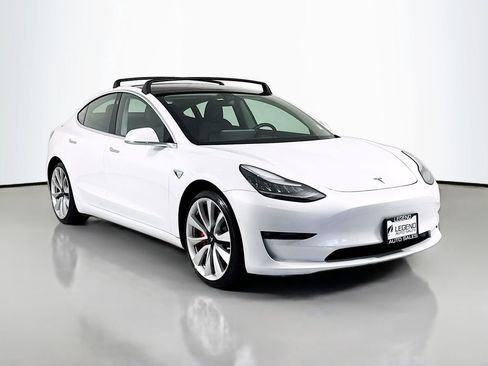 Used 2019 Tesla Model 3 Performance image 3
