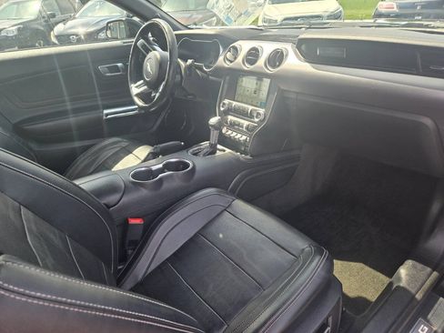 Used 2018 Ford Mustang Premium w/ Equipment Group 201A RWD image 15