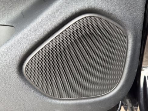 Used 2023 Volvo XC60 T8 Ultimate w/ Climate Package image 61