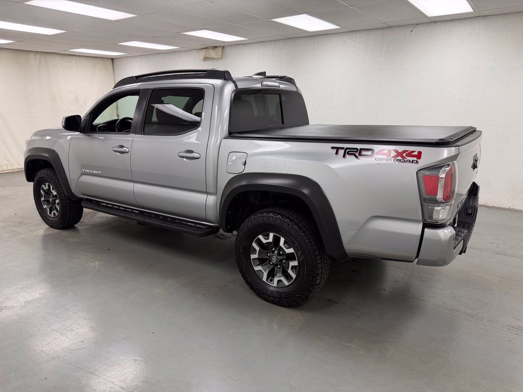 Used 2021 Toyota Tacoma TRD Off-Road w/ Technology Package AWD/4WD image 3