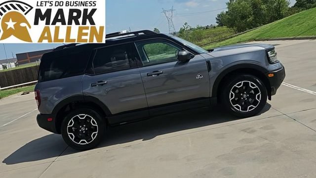 Used 2025 Ford Bronco Sport Outer Banks w/ Outer Banks Tech Package+ AWD/4WD image 9