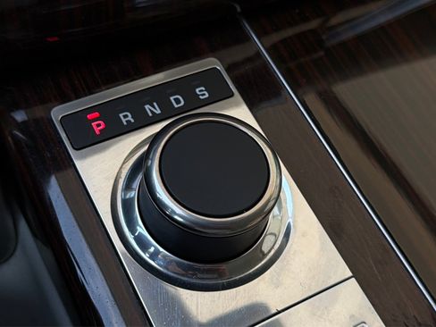 Used 2016 Land Rover Range Rover HSE image 37