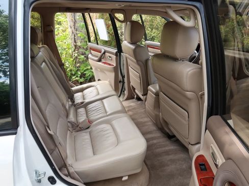 Used 2001 Lexus LX 470 4WD image 25