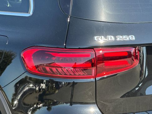 Certified 2024 Mercedes-Benz GLB 250 image 27