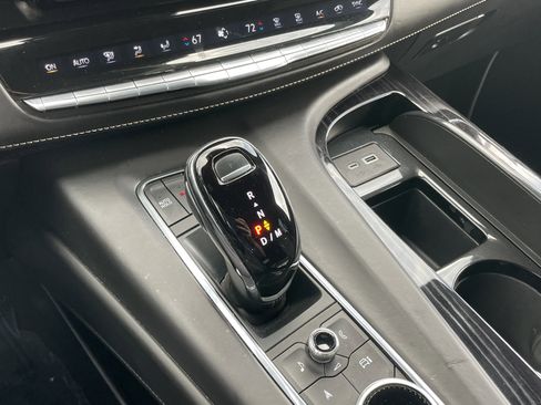 Used 2023 Cadillac Escalade V image 31