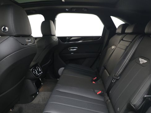 New 2025 Bentley Bentayga image 20