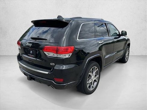 Used 2020 Jeep Grand Cherokee Overland AWD/4WD image 5