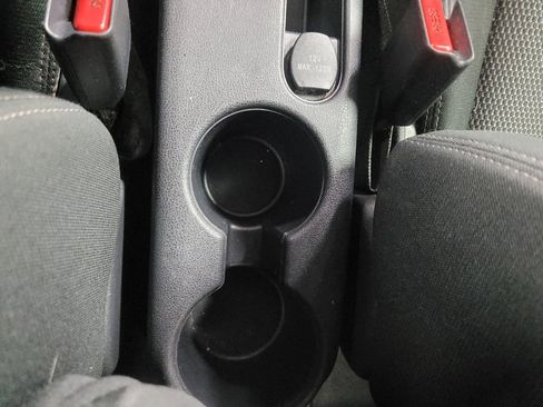 Used 2019 Nissan Versa SV image 26