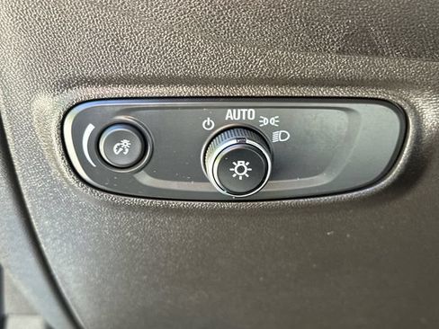 Used 2024 Chevrolet Equinox LT AWD/4WD image 25