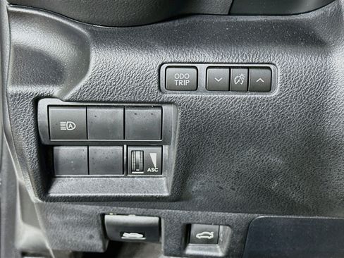 Used 2024 Lexus IS 350 F Sport RWD image 17